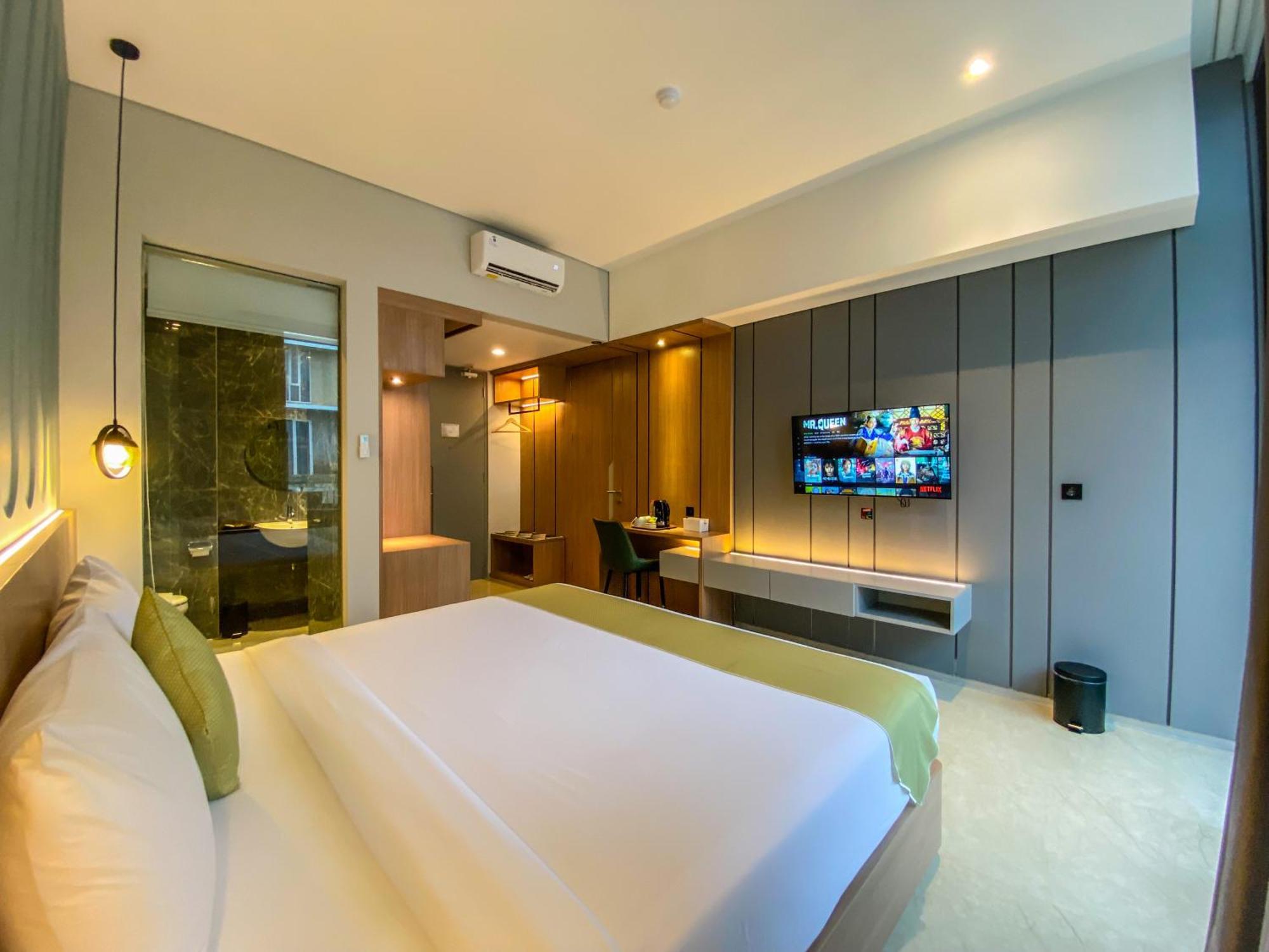 Facade Hotel By Azana Tawangmangu Exterior photo